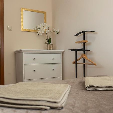 Thermal Irisz Apartman Kiskunhalas Exterior foto