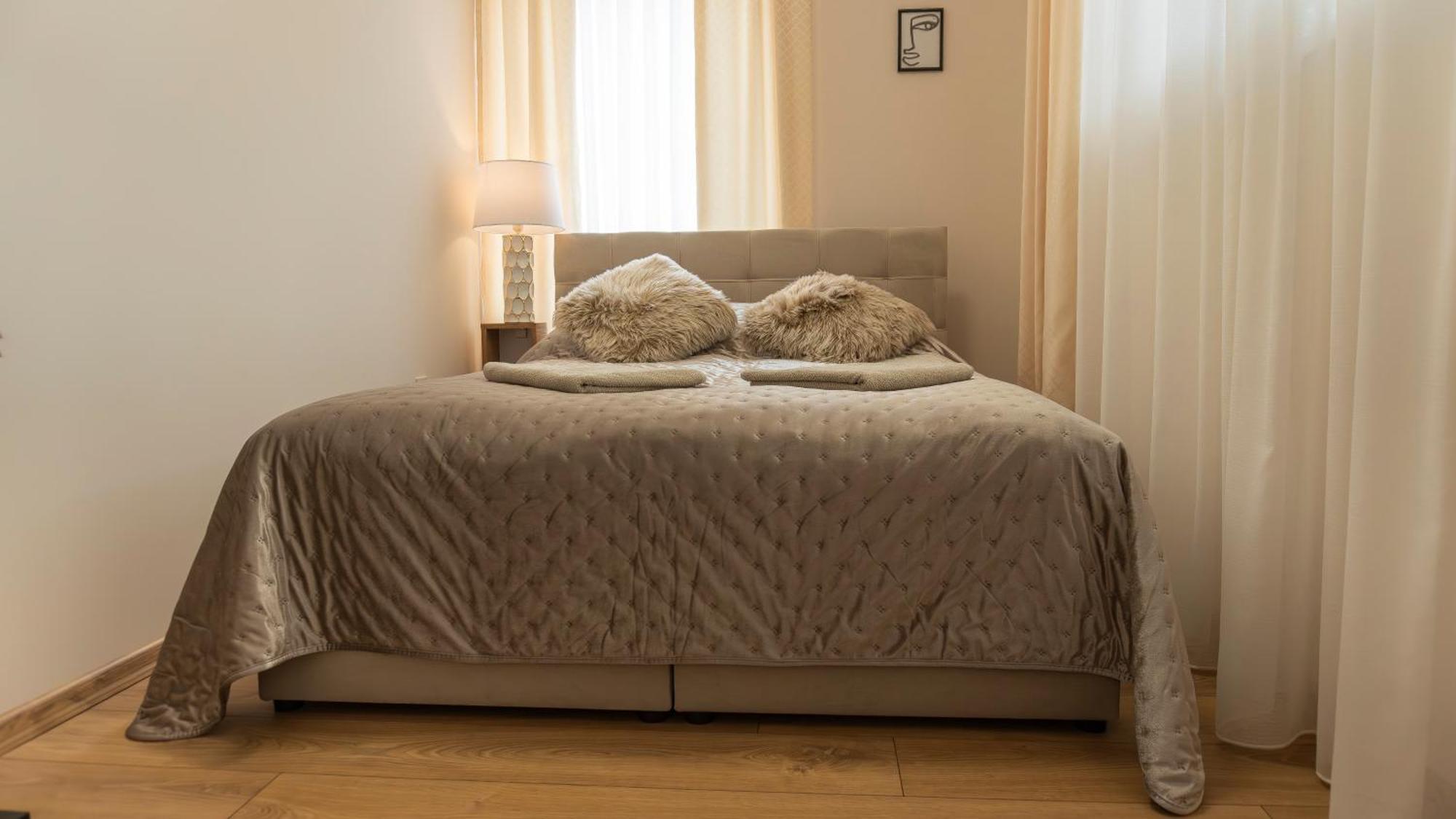 Thermal Irisz Apartman Kiskunhalas Exterior foto